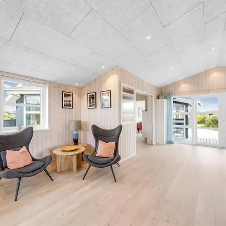 Cvetan - 200m From The Sea By Interhome 펜션