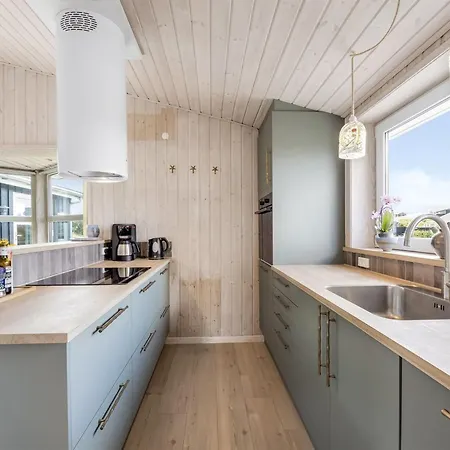 Cvetan - 200m From The Sea By Interhome לוקן