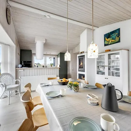 Cvetan - 200m From The Sea By Interhome לוקן