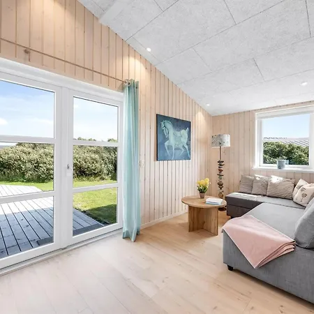 Cvetan - 200m From The Sea By Interhome בית נופש